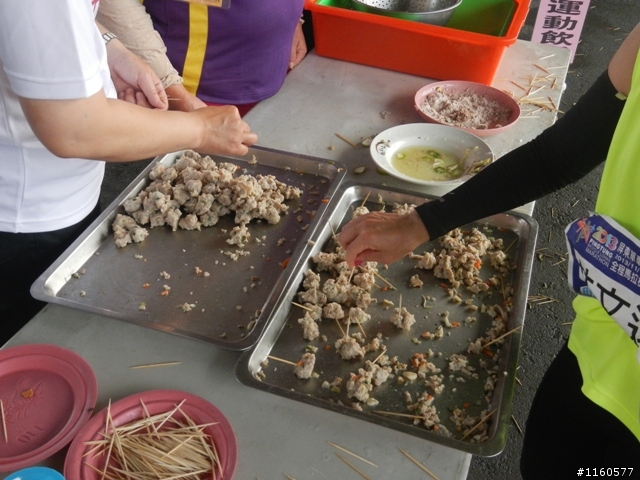 歡笑、美食聚一堂--2013屏東單車國道馬拉松