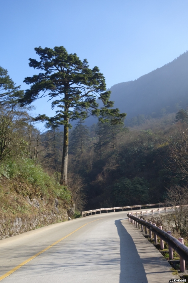 「蜀都騎實」峨眉山單線