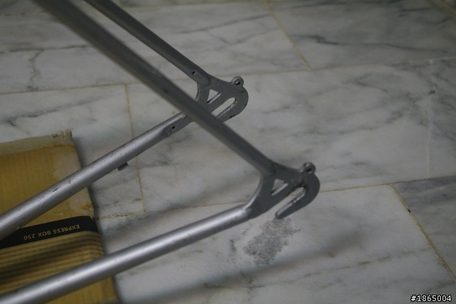 [提問]疑似Giant Spirit車架，請大大幫確認