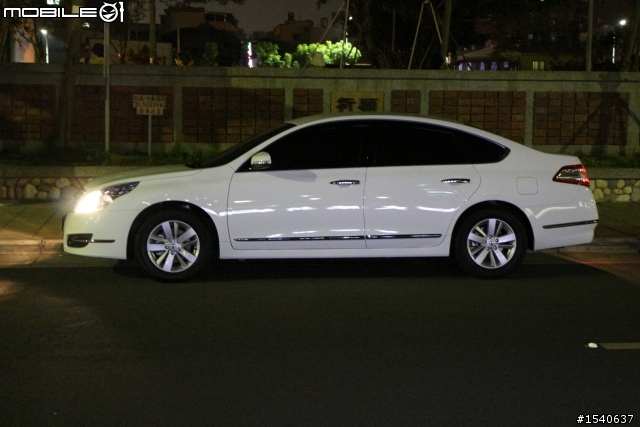 [非專業開箱] 2013 極簡 超淨白 ALL NEW TEANA 2.0 TA
