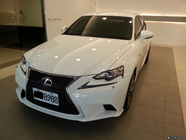 IS300h F sport 開箱文 (立馬換掉原廠配胎) (圖多)