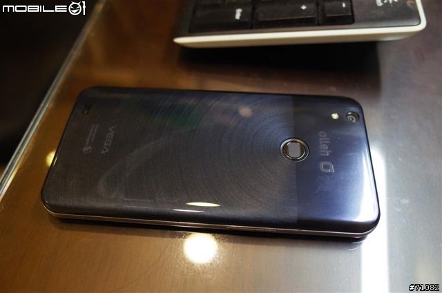 PANTECH Vega Secret Note A890K 簡單開箱