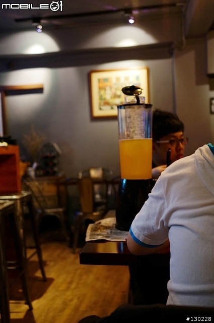 隱身在新店裡的平價小酒館-Buddy House
