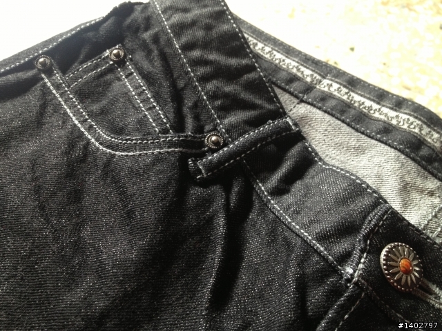 週年慶之彩蛋區Phoenix Black Rigid Slender Jeans