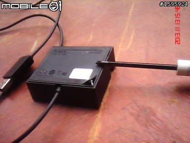 ZU-從原廠座充取得USB磁扣座-附圖解