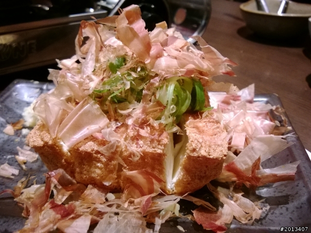 無法對焦，出現紫光，室內白平衡跑掉