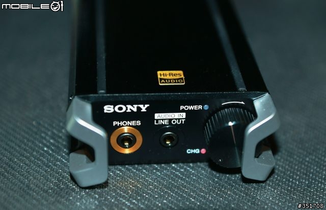 [最速開箱]SONY PHA-2 (iPhone iPod iPad 自家 Walkman digital、USB DAC、耳擴)
