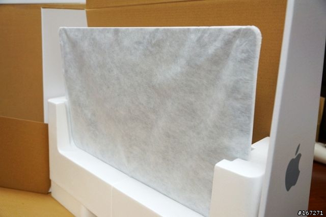 （開箱）2013 Late 偷偷改版的iMAC 27