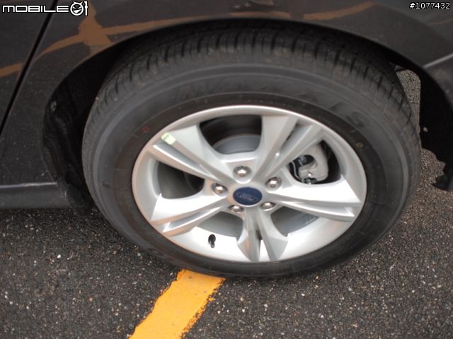 Ford Focus MK3 6w 鐵灰 開箱