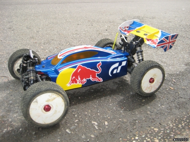 TEKNO EB48-車殼&尾翼新塗裝