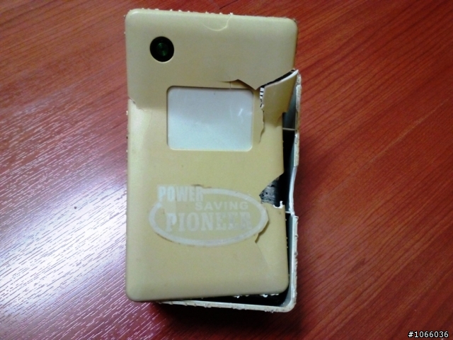 第四台購物買的省電王拆開後發現裡面根本就是.......