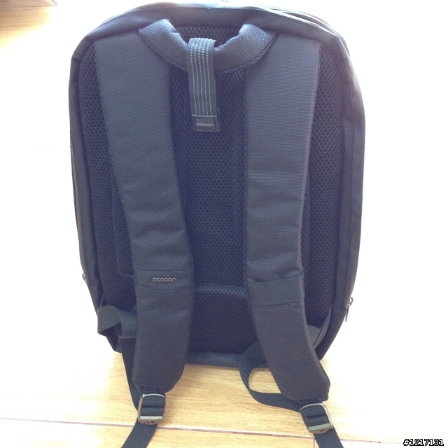 [筆電後背包開箱]-MacBook Pro 適用的 Cocoon 15 吋 Slim 背包
