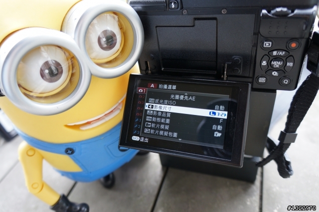 [小小兵開箱] Fujifilm X-M1 輕巧富士味 （圖多）