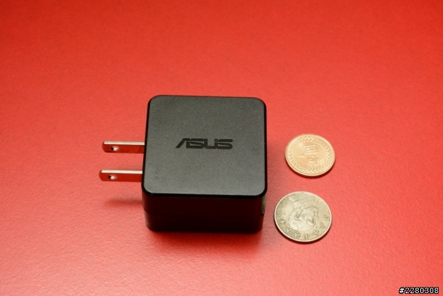 [開箱] Transformer Book T100變形筆電，不小心就荷包失守了