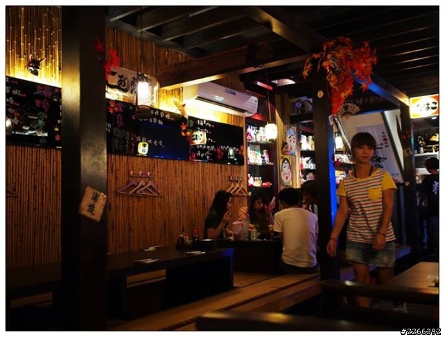 台南赤崁樓旁的 宇樂居食屋...