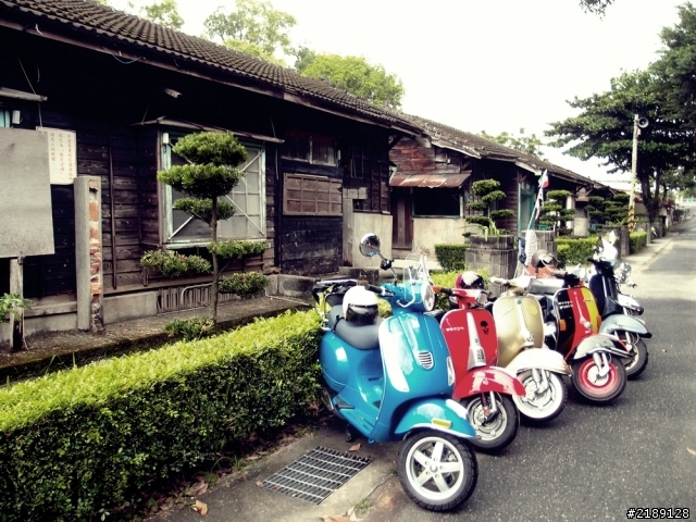 Vespa  Girl  Of  Taiwan 之 偉士四女孩長征花蓮