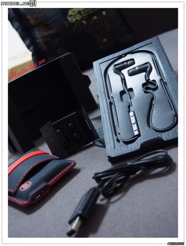 plantronics backbeat go 2 開箱囉..