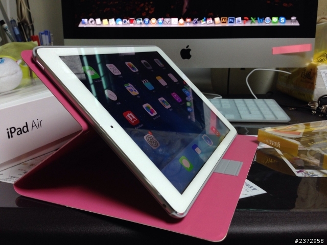 (開箱）iPad Air 港版開箱與輕x薄 M.CRAFTSMAN 保護套分享