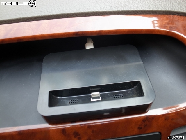 【開箱】汽車音響主機 Alpine UTE-42CBT 無碟機，藍芽配對，支援IPHONE分享
