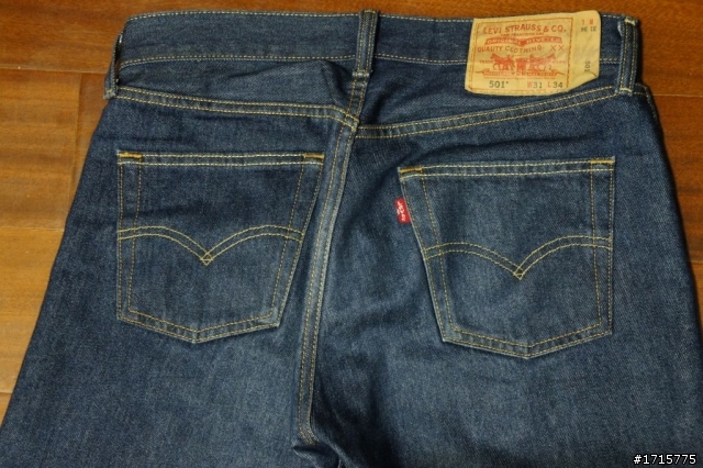 [開箱]Levi's 501-0000，想買來養褲的樓!慢慢的新增養褲過程!