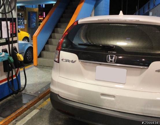 台灣銀熊U7turbo北海岸品秋蟹知性半日遊