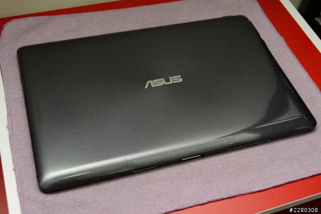 [開箱] Transformer Book T100變形筆電，不小心就荷包失守了