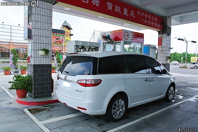 週末談MPV(附2013新社花海節)，MPV真的很實用，期待MPV的改款。
