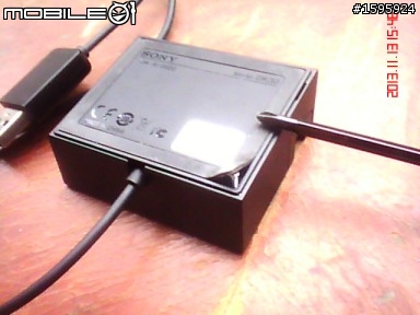 ZU-從原廠座充取得USB磁扣座-附圖解