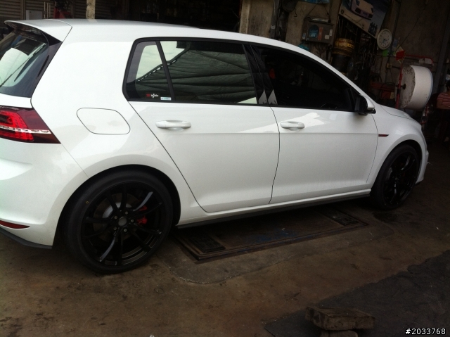 開箱~Gti 7 入手~~12/24更新圖煞車換裝了~~