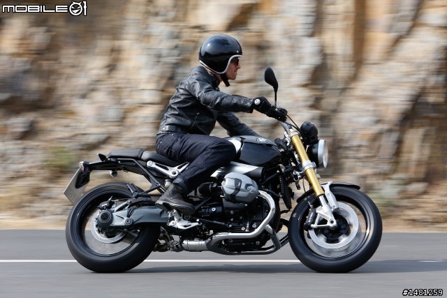 [EICMA2013] 街跑車 BMW S1000R新發表！ 2014年式 R nine T、R1200GS ADV米蘭亮相