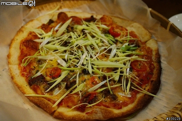 隱身在新店裡的平價小酒館-Buddy House