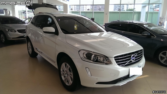 我的 VOLVO 2014 年式 XC60 T5 豪華版 珍珠白 也來獻醜一下