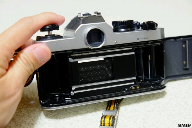 Nikon FM2一機兩鏡去送修，多少錢划得來？