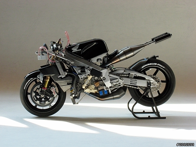 [作品分享] 緬懷經典！WEST Honda Pons NSR500 '01 #65