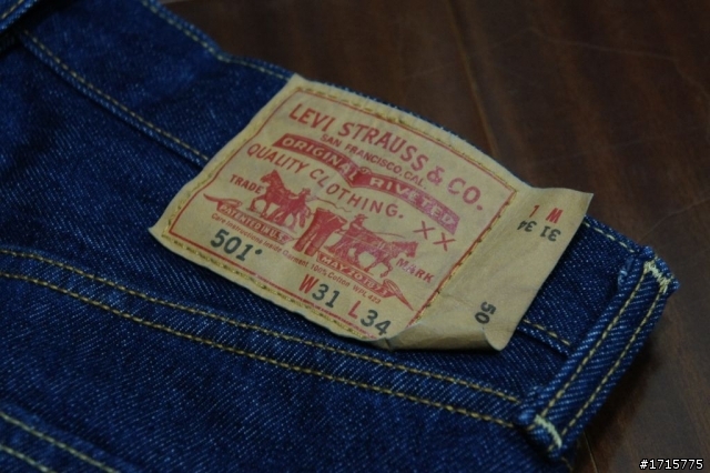 [開箱]Levi's 501-0000，想買來養褲的樓!慢慢的新增養褲過程!