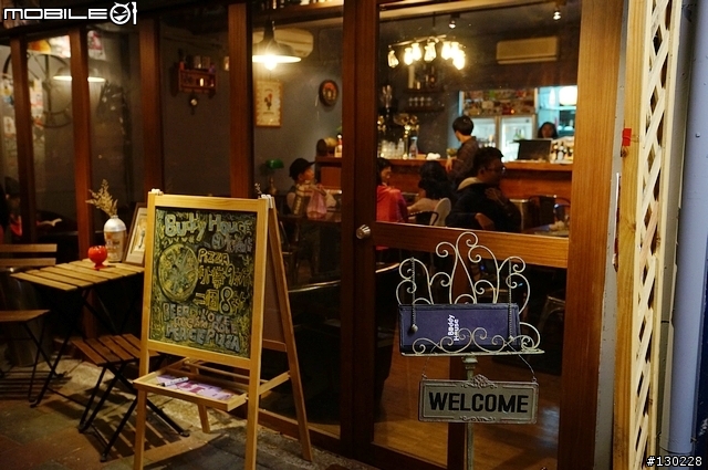 隱身在新店裡的平價小酒館-Buddy House