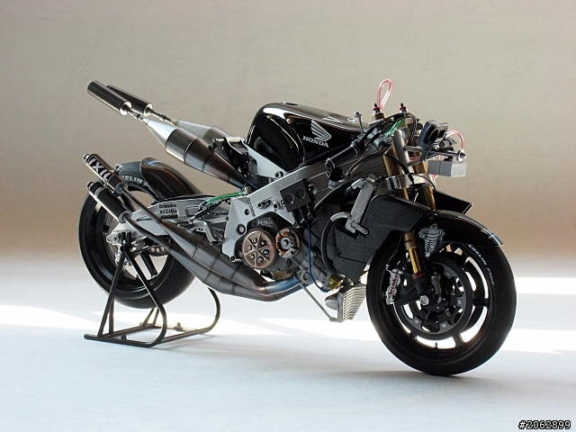 [作品分享] 緬懷經典！WEST Honda Pons NSR500 '01 #65