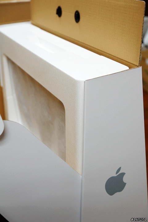 （開箱）2013 Late 偷偷改版的iMAC 27
