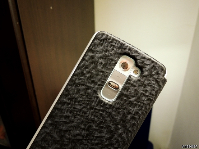 分享 LG G2 智慧感應開窗式側翻皮套!
