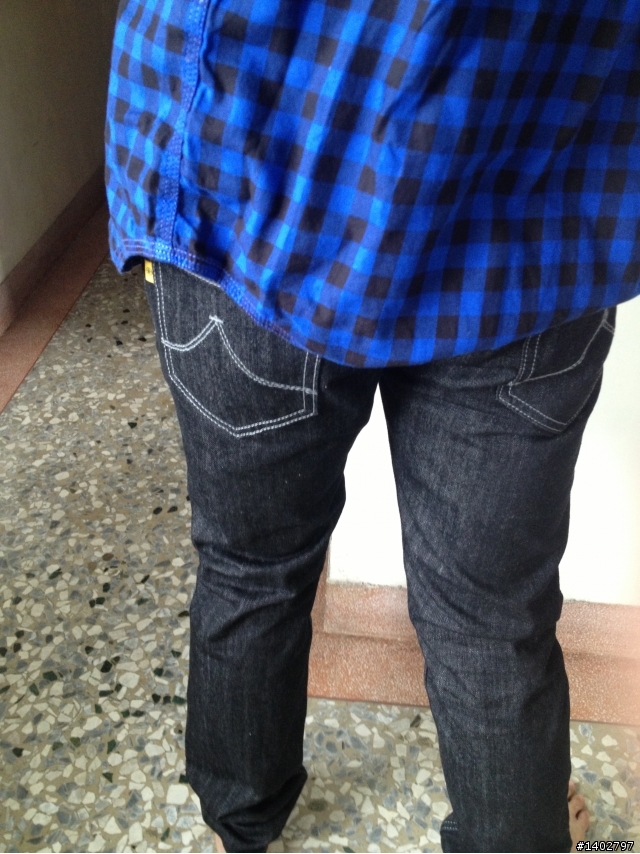 週年慶之彩蛋區Phoenix Black Rigid Slender Jeans