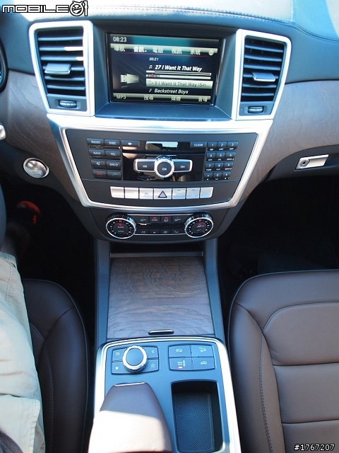 2014型GL350鑽石白小開箱