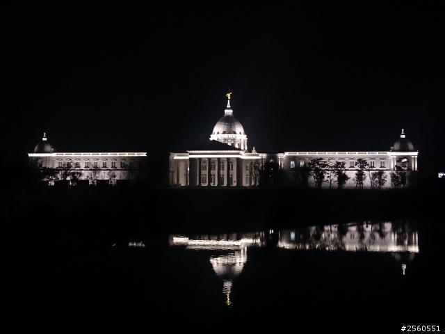 Z1夜拍台南新景點，應該只有台南人才看的出來，這照片的玄機!