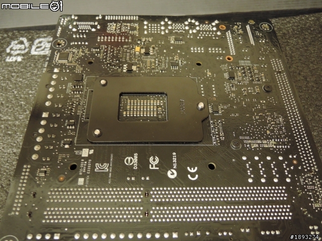 [開箱] Mini-ITX 攻頂新選擇 ASUS ROG MAXIMUS VI IMPACT