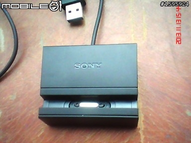 ZU-從原廠座充取得USB磁扣座-附圖解