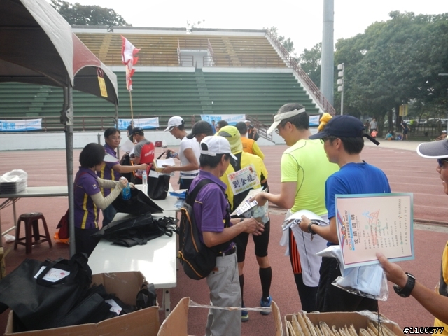 歡笑、美食聚一堂--2013屏東單車國道馬拉松