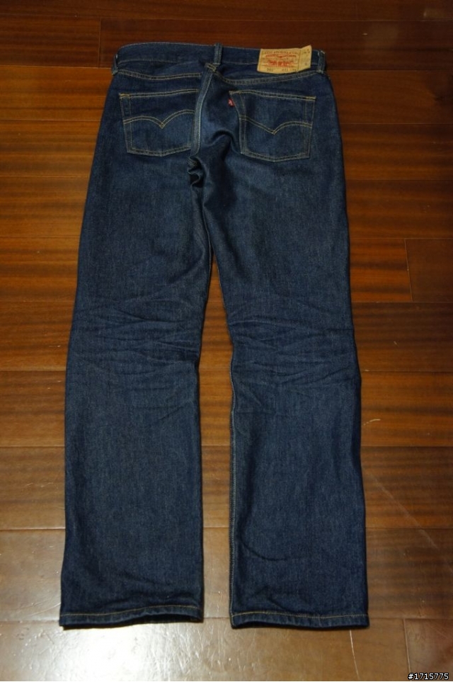 [開箱]Levi's 501-0000，想買來養褲的樓!慢慢的新增養褲過程!