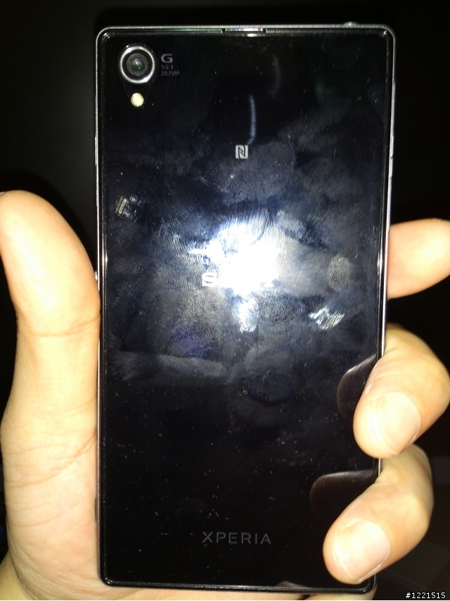 [非]開箱文  Xperia Z1  and  順便討論2014年SONY的設計方向