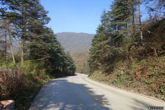 「蜀都騎實」峨眉山單線
