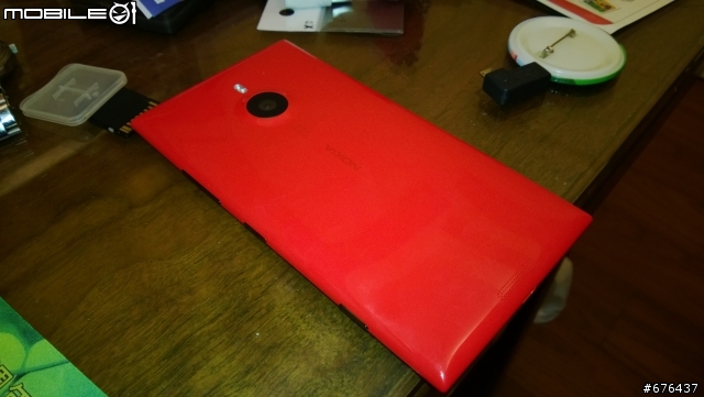 LUMIA 1520紅色體驗機簡單開箱文