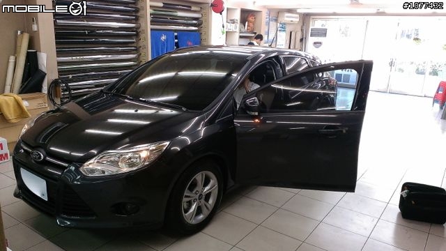 Ford Focus MK3 6w 鐵灰 開箱